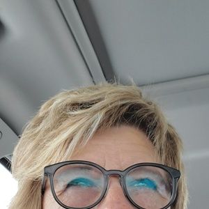 Meet your Posher, Carol